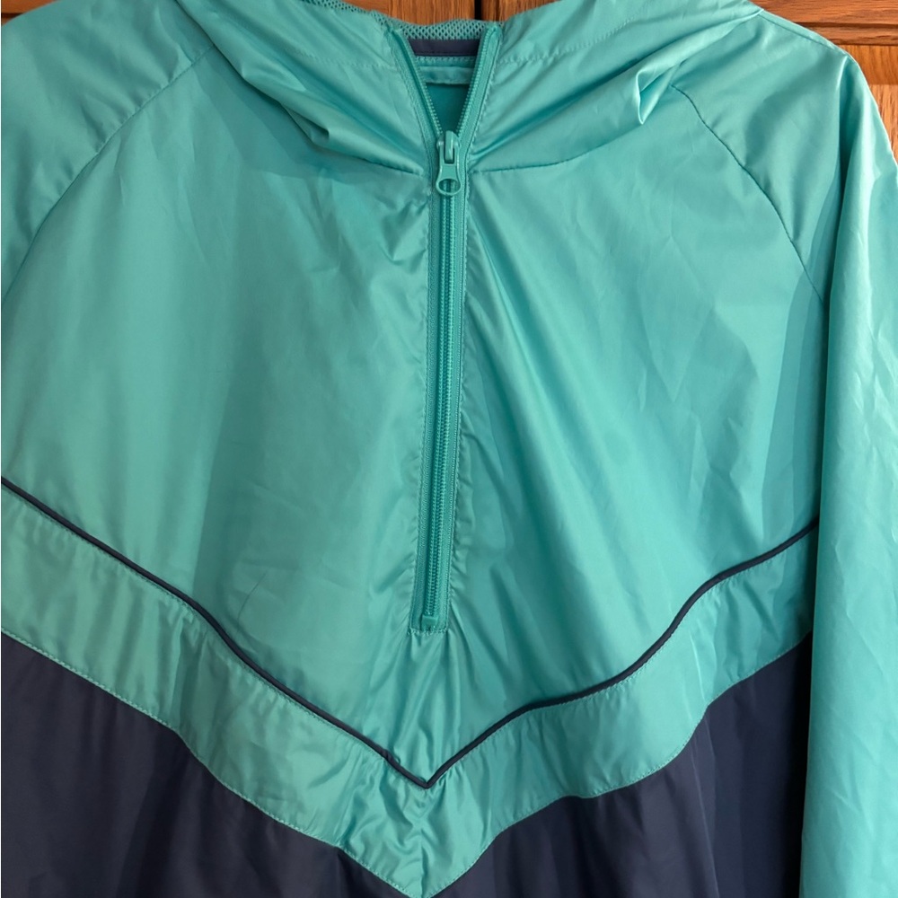 Women’s NWOT Pullover - Picture 4 of 7